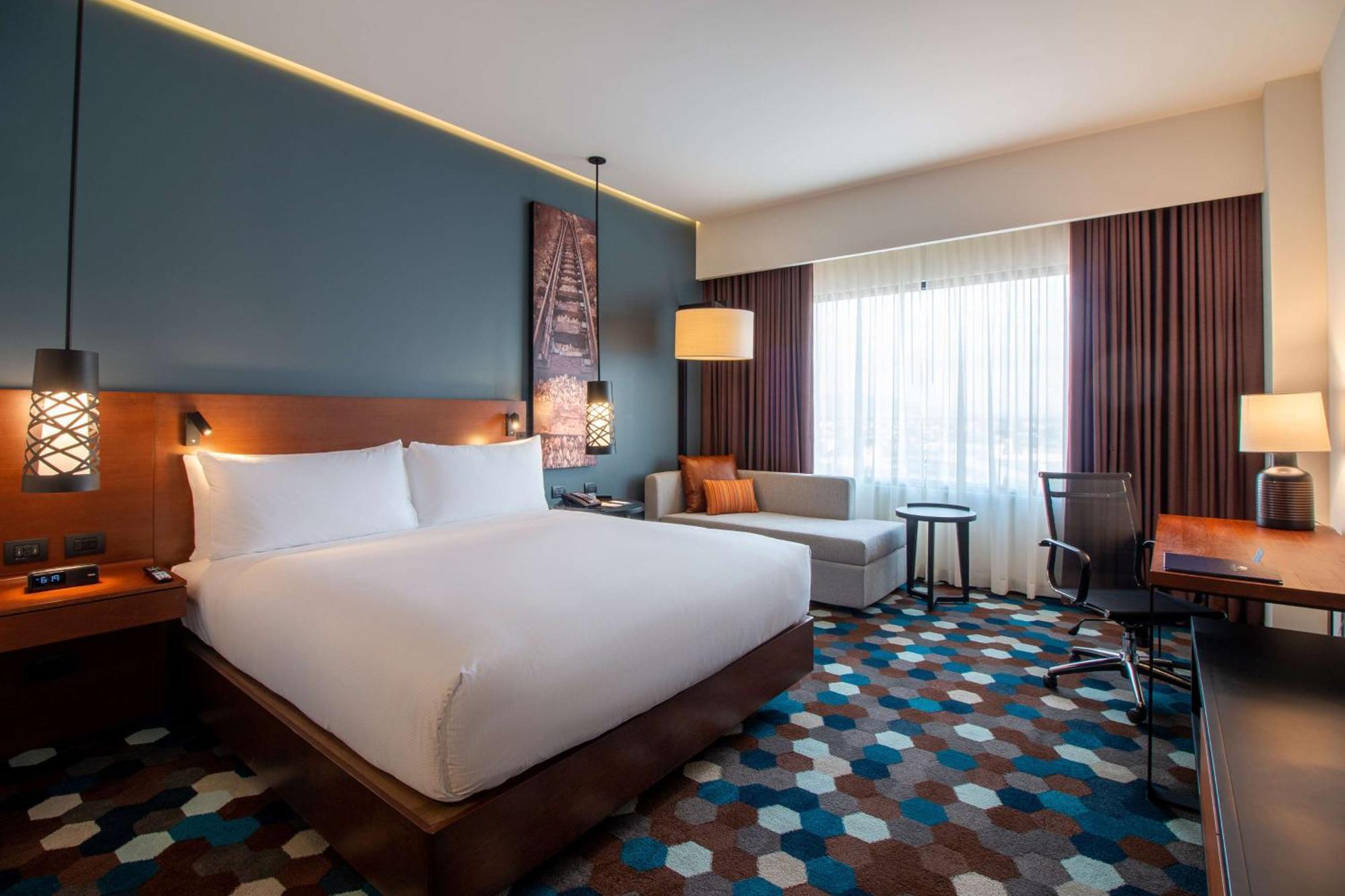 Doubletree By Hilton Celaya Celaya  Dış mekan fotoğraf