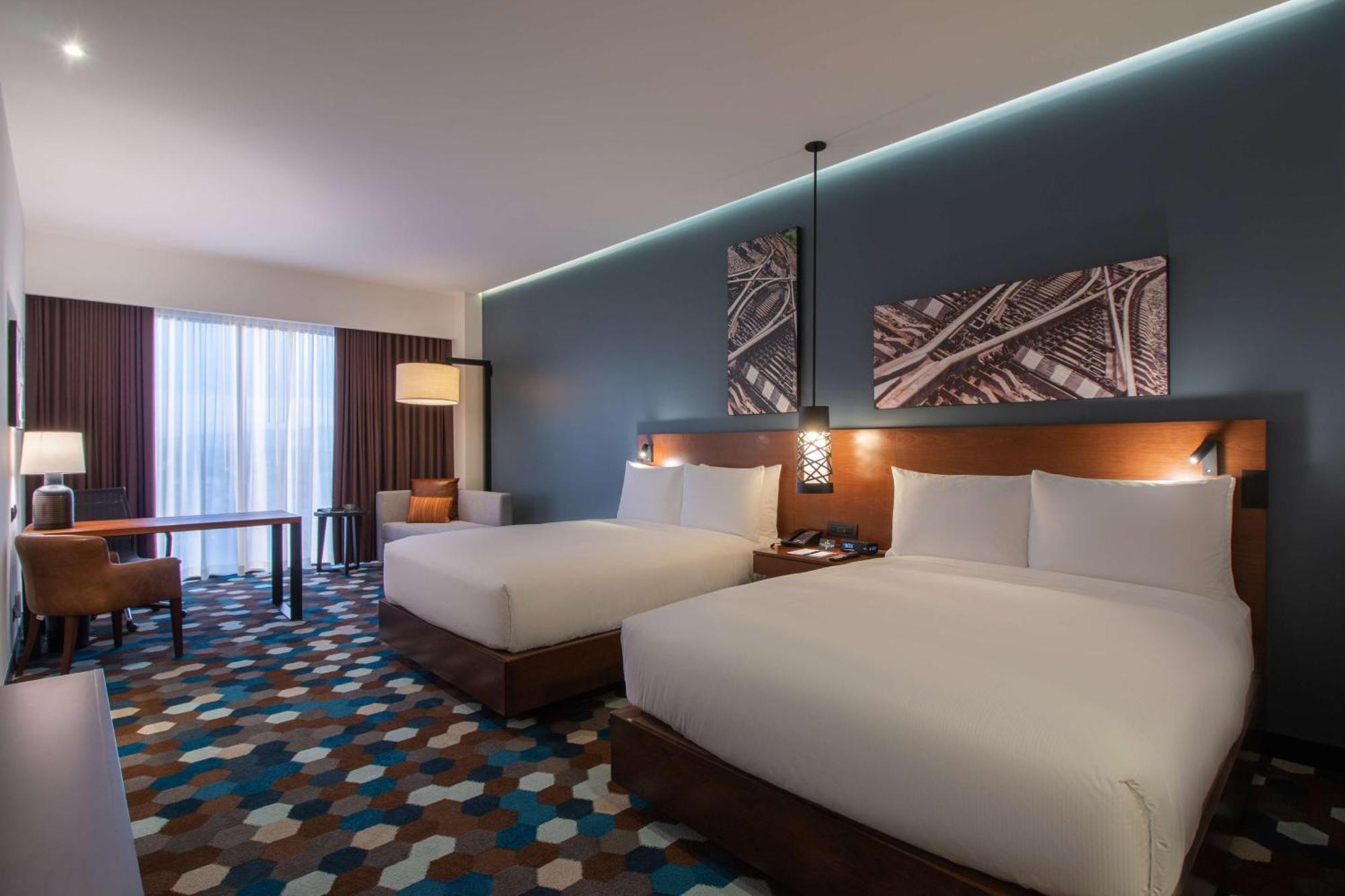 Doubletree By Hilton Celaya Celaya  Dış mekan fotoğraf